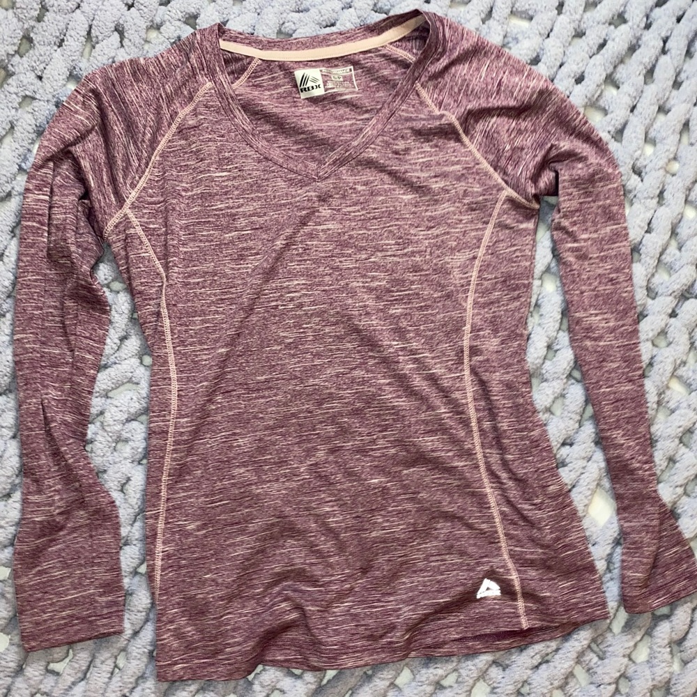 Long sleeve athletic wear.